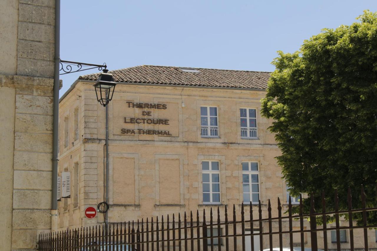 College Des Doctrinaires Hotel Lectoure Buitenkant foto
